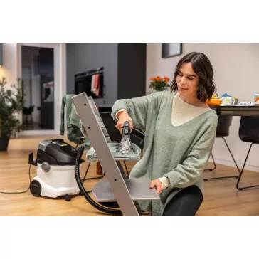 Karcher 1.081-234.0 SE 5 EU Kárpit- és szőnyegtisztító