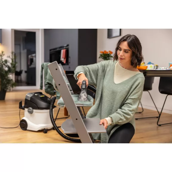 Karcher 1.081-234.0 SE 5 EU Kárpit- és szőnyegtisztító