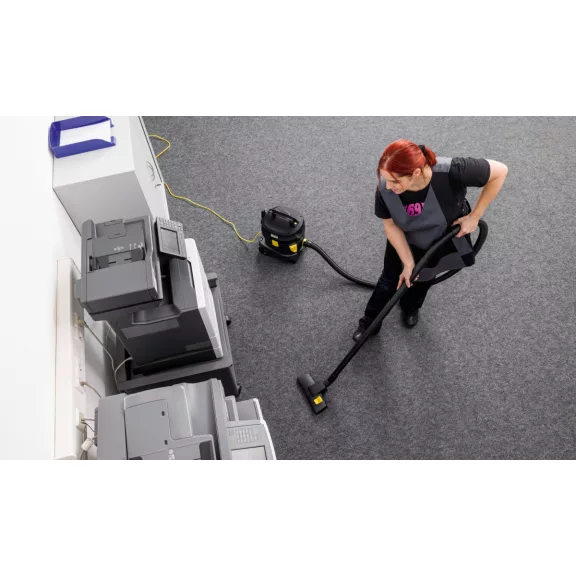 Karcher 1.527-205.0 T 11/1 Classic HEPA EU black száraz porszívó