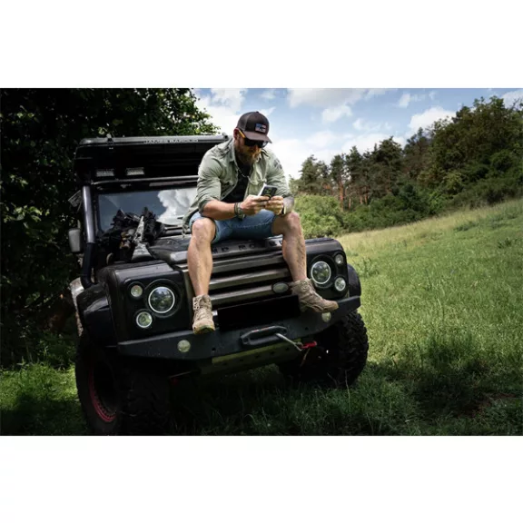 Tactical MagForce Hyperstealth 2.0 Apple iPhone 16 Pro Max MagSafe hátlap tok, fekete/sárga