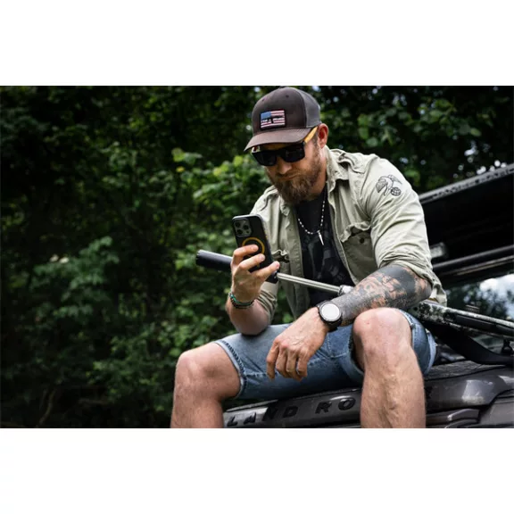 Tactical MagForce Hyperstealth 2.0 Apple iPhone 16 Pro Max MagSafe hátlap tok, fekete/sárga