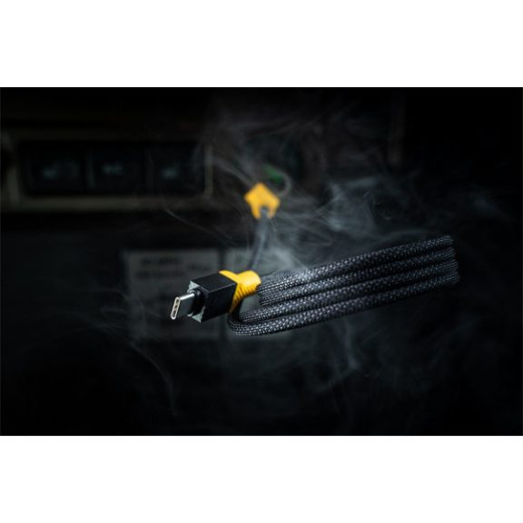 Tactical MagRope USB-C-USB-C adatkábel szövet bevonattal, 1m, fekete/sárga