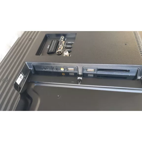 Toshiba 32WL1C63DG HD Ready LED LCD televízió