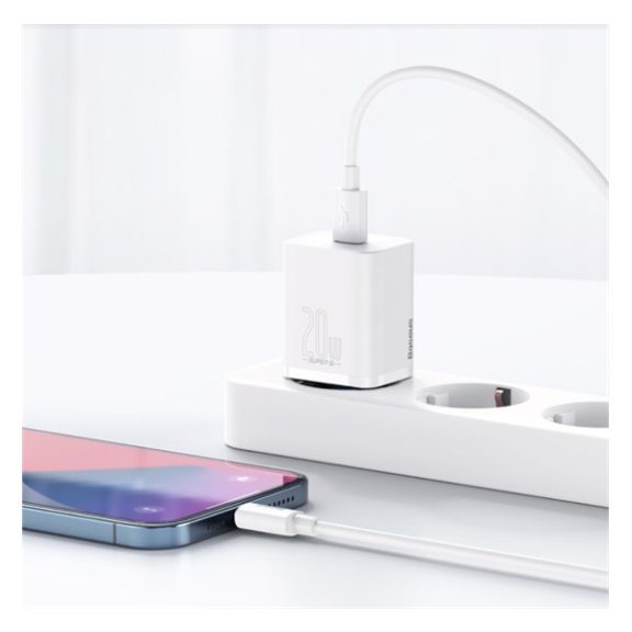 Baseus Super-Si hálózati gyorstöltő adapter USB-C, 20W, fehér