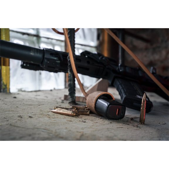 Tactical Base Plug Dual gyorstöltő adapter USB-A+ USB-C, 20W, fekete