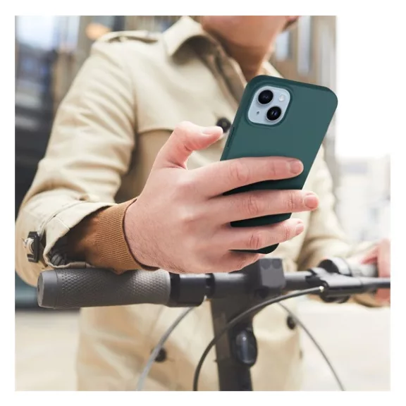 Matt Apple iPhone 16 Pro szilikon tok, sötétzöld