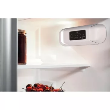   Whirlpool ART 3802 beépíthető felülfagyasztós hűtőszekrény