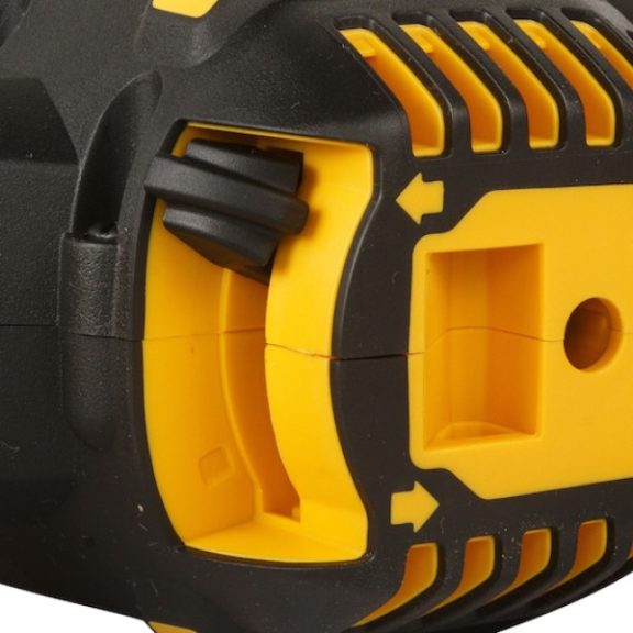 DEWALT D25333K-QS Fúrókalapács, 30mm, 950W, SDS-Plus, koffer