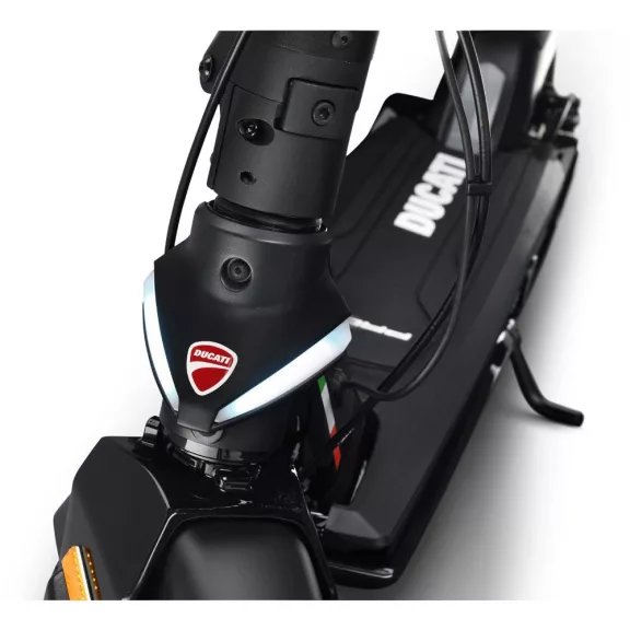 Ducati Pro III Elektromos roller