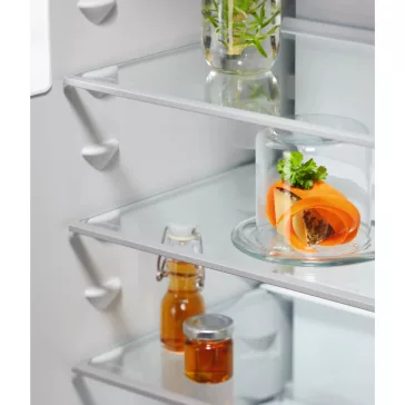   Electrolux ENA7CE18S3 Beépíthető alulfagyasztós hűtőszekrény