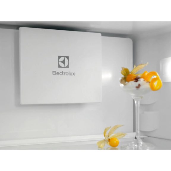 Electrolux ENP7MD19S beépíthető kombinált hűtőszekrény