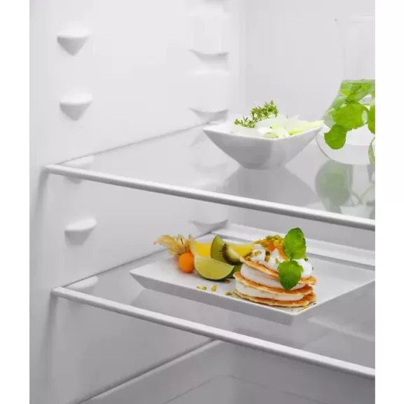 Electrolux ENT6NE18S Beépíthető alulfagyasztós hűtőszekrény