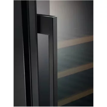 Electrolux EWS4052B5B Beépíthető borhűtő