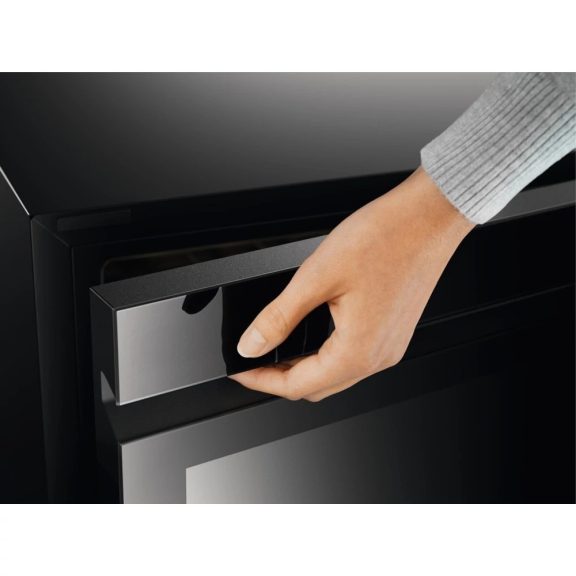 Electrolux EWUS018B7B Beépítheő borhűtő