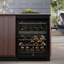 Electrolux EWUS040B8B Beépíthető borhűtő