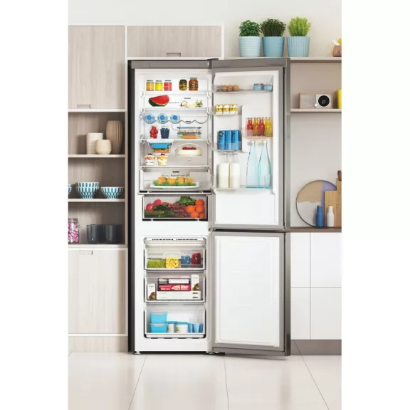 Indesit INFC9 TO32X Alulfagyasztós hűtőszekrény Indesit INFC9 TO32X Alulfagyasztós hűtőszekrény