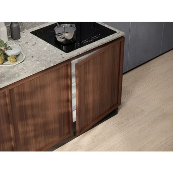 Electrolux LXB2AE82S Beépíthető hűtőszekrény