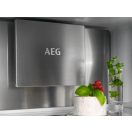 AEG NSC8M191DS NoFrost beépíthető kombinált hűtőszekrény