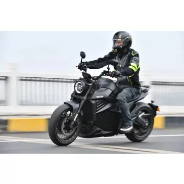 Rezon Bohemia Elektromos motorkerékpár