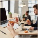 Uniq Veren Apple AirPods Pro 3 tok, narancs