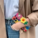 Apple iPhone 15 Pro, Szilikon tok, kézpánttal, virág minta, Flower Case, mintás