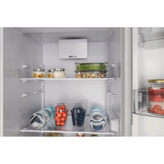 Whirlpool WHSD18A011B2 Beépíthető hűtőszekrény